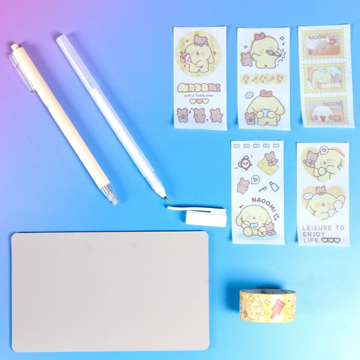 Naoomi stationery kit