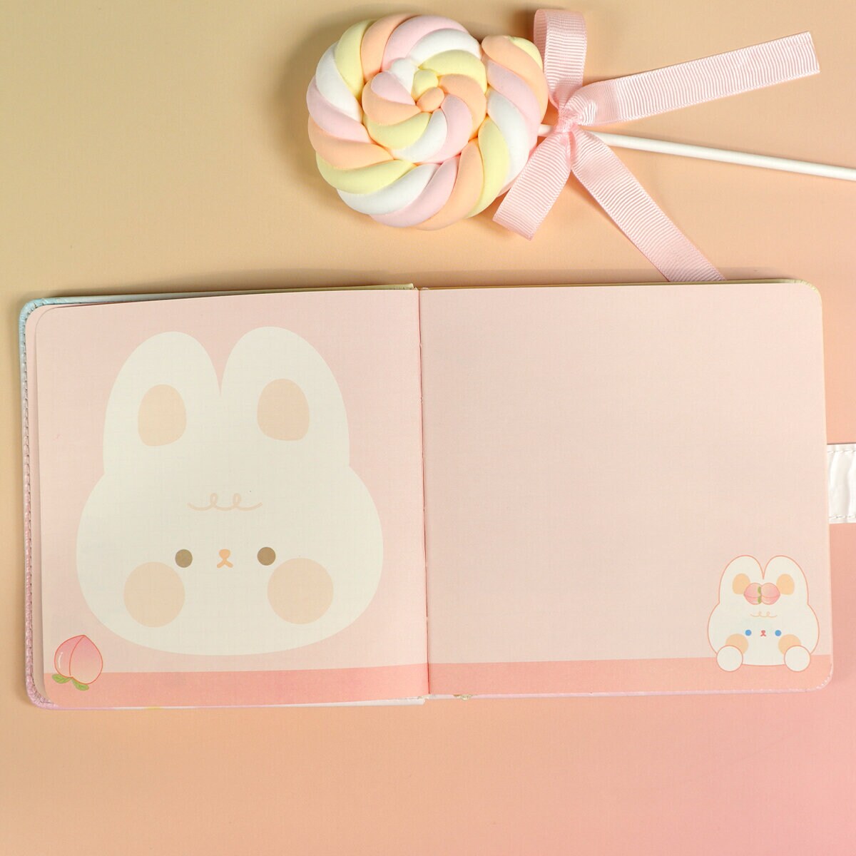 Anteckningsbok - Squishy Rabi bunny
