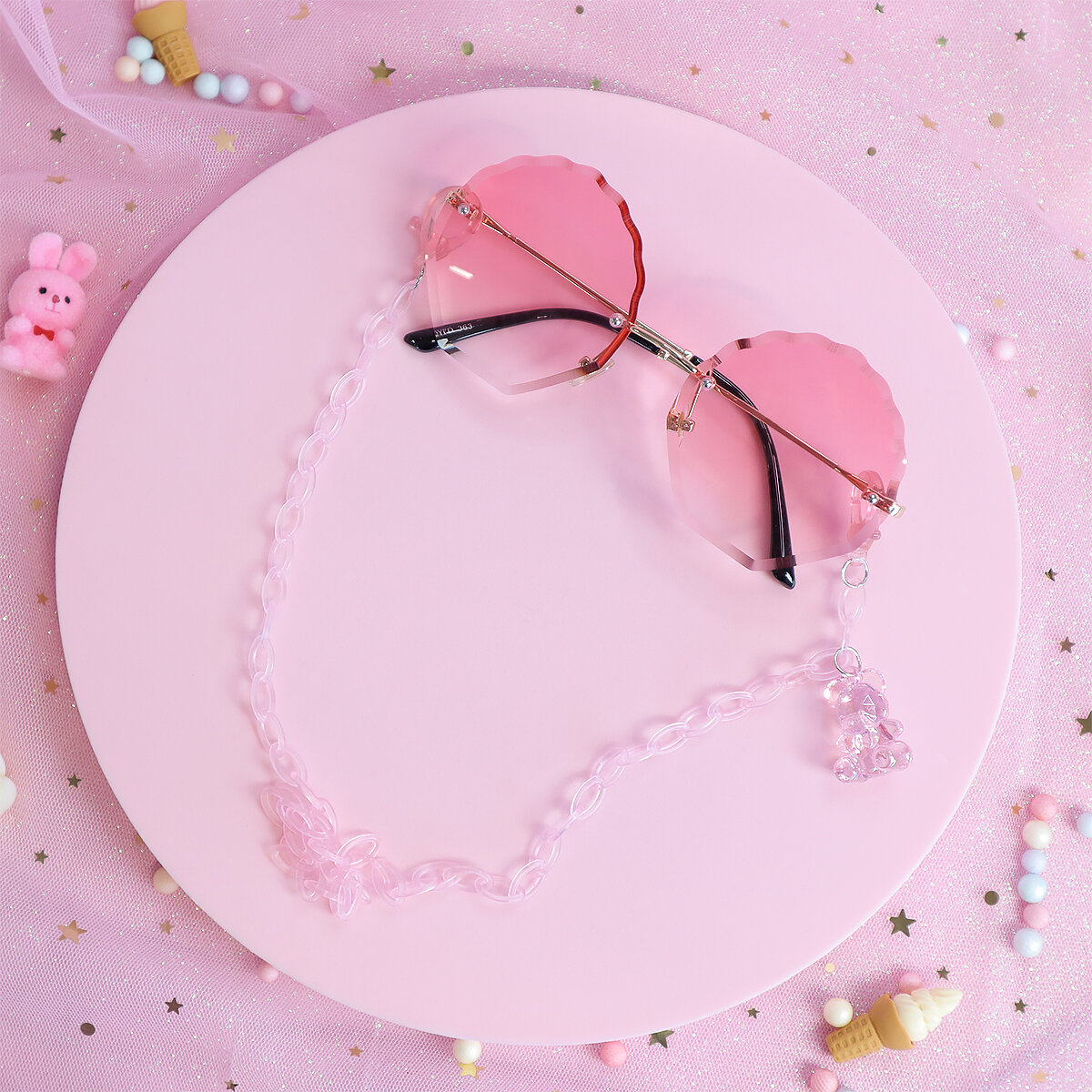 Pink glasses chain bear