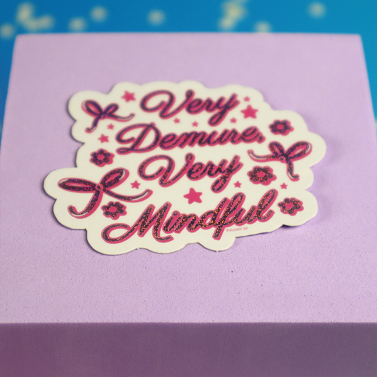 Stor sticker - Very demure