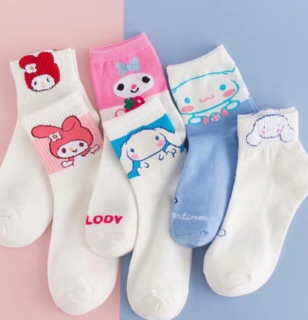 Vita strumpor med röd My Melody 