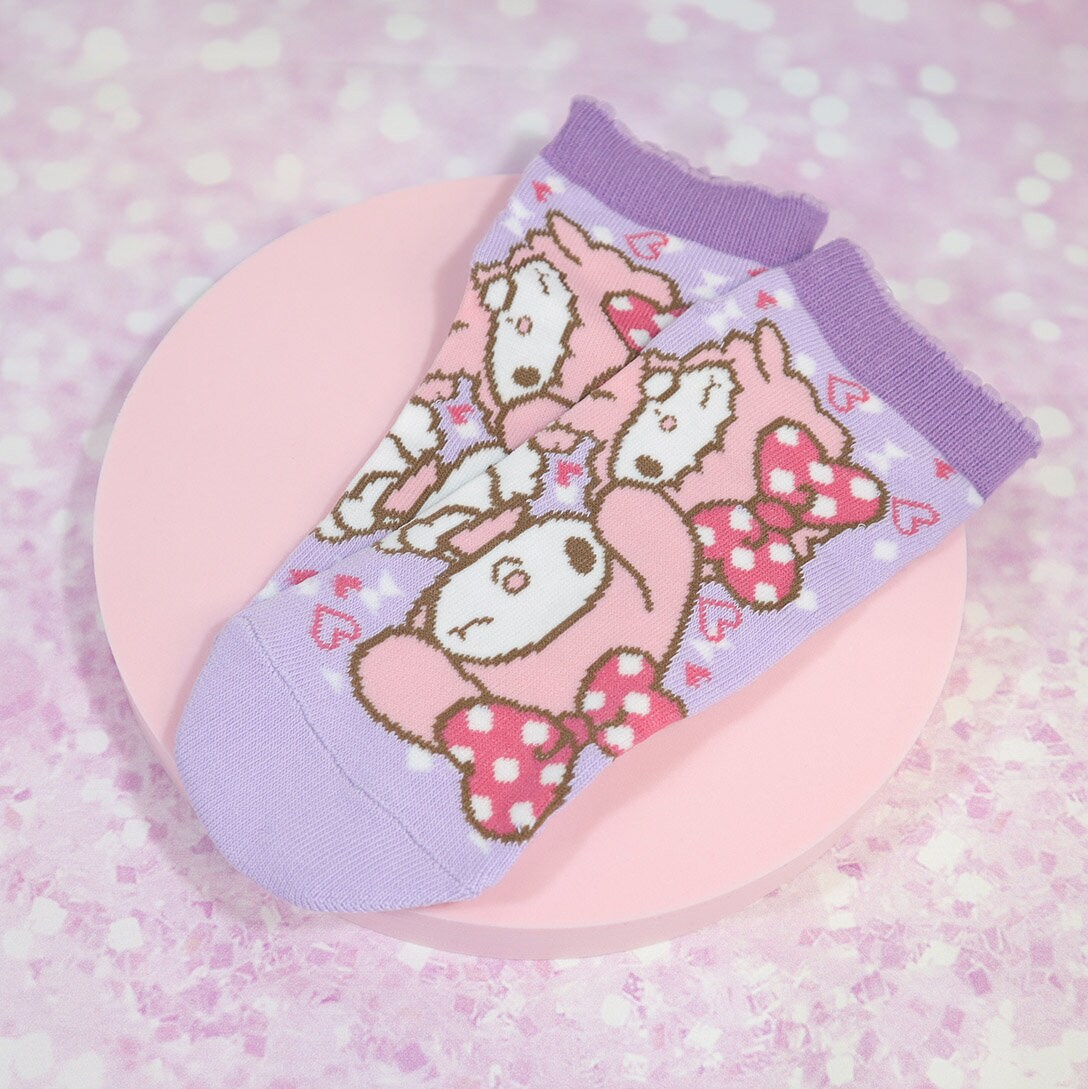 Lila My Melody-strumpor, wink