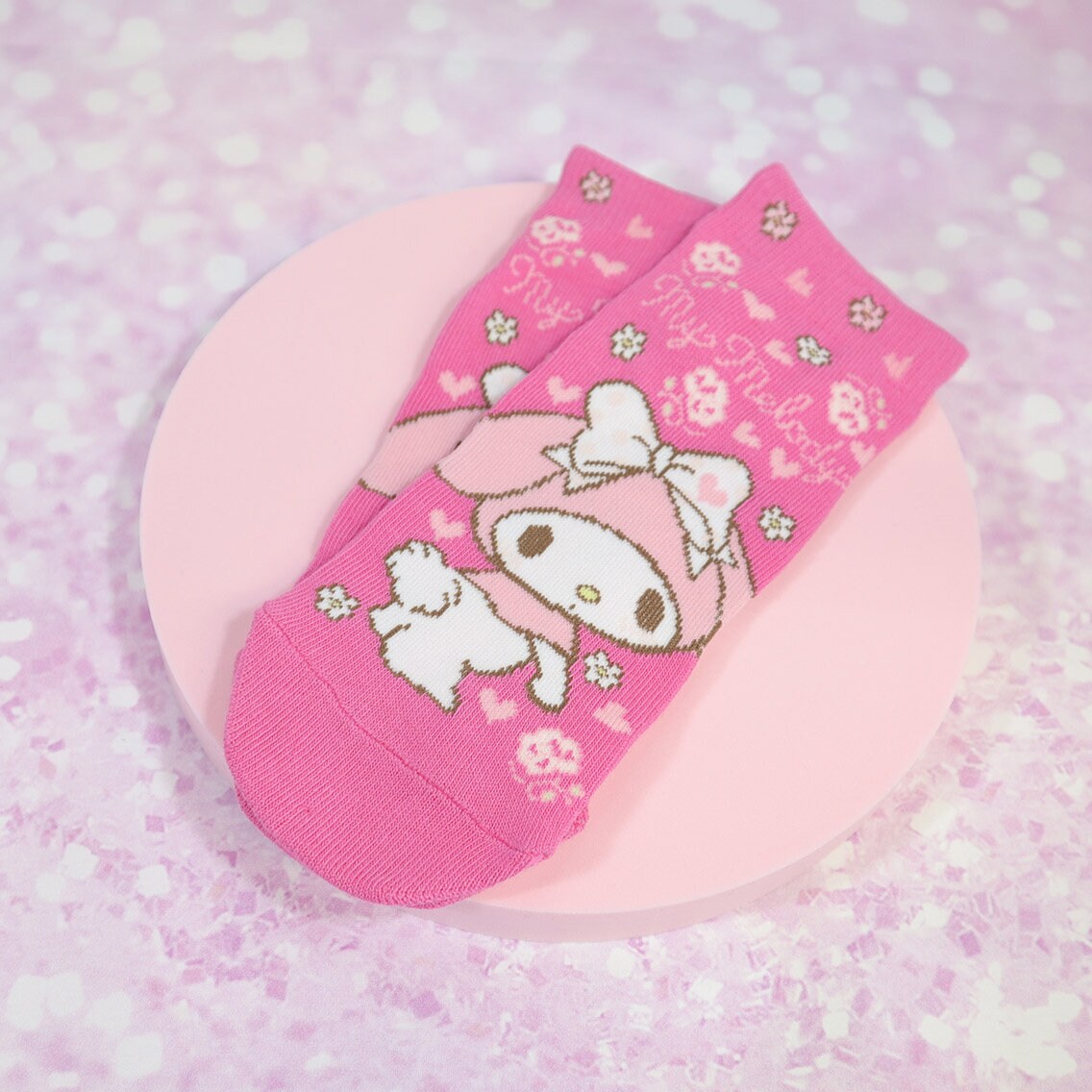 Rosa My Melody-strumpor med blommor och hjärtan