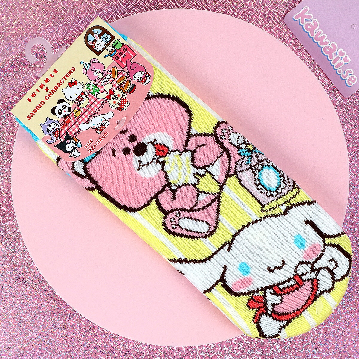 SWIMMER x Cinnamoroll-strumpor