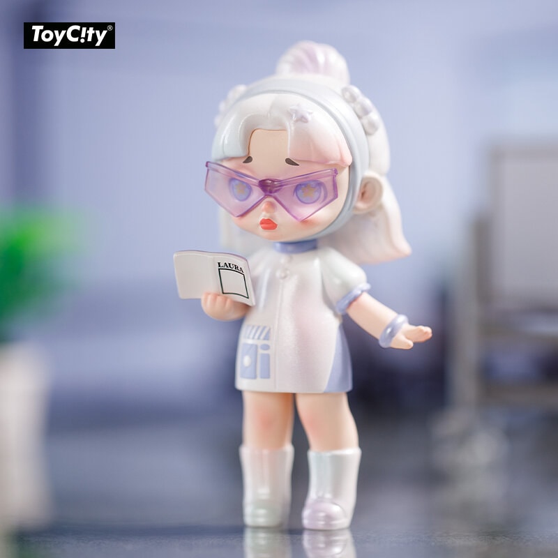 Laura Full Time Trendsetter - Blindbox