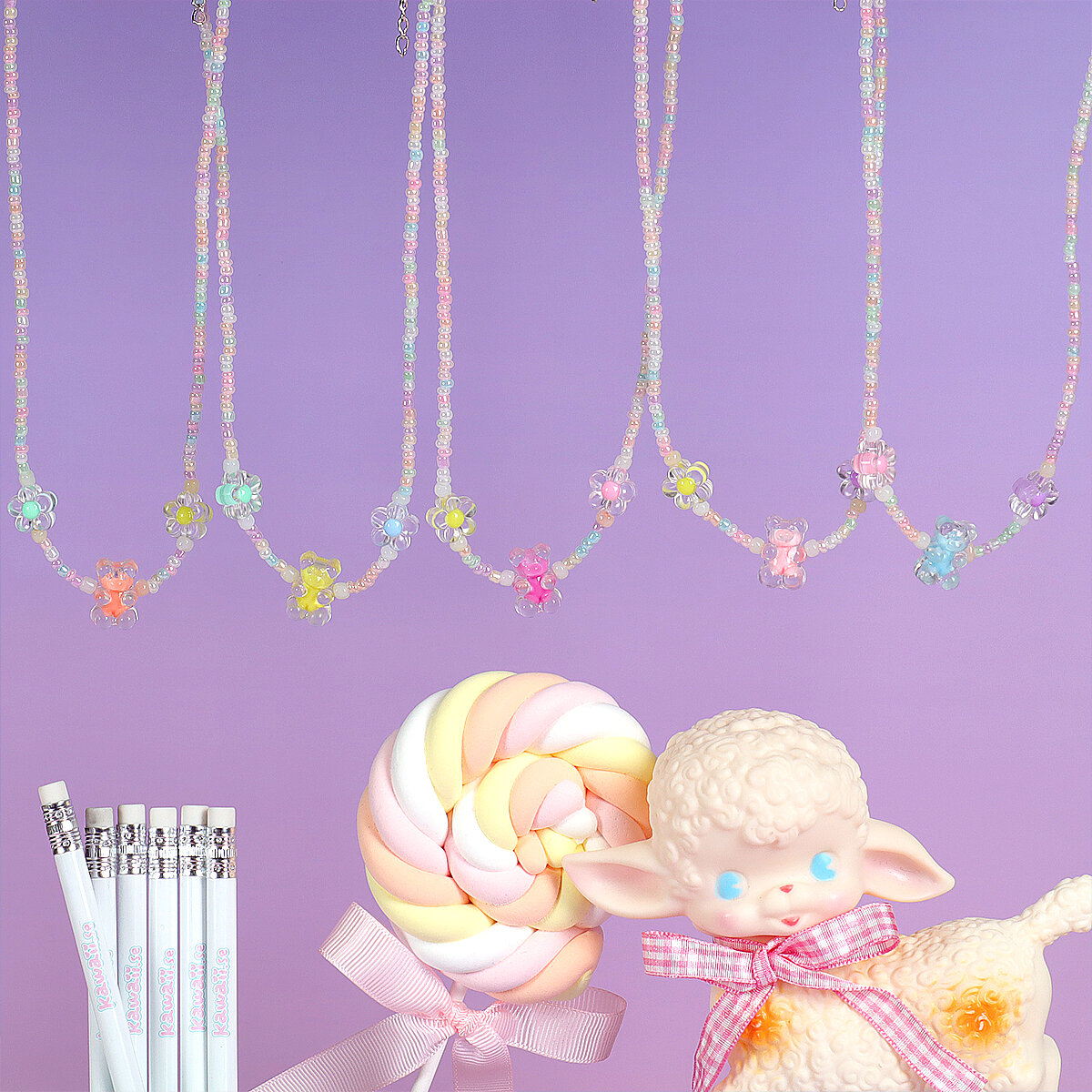 Pärlhalsband med gummibjörn