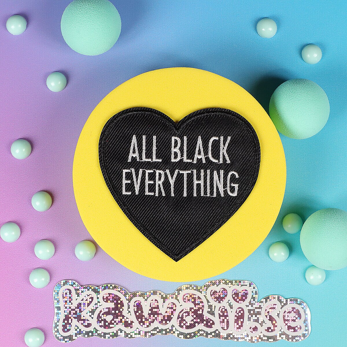 Tygmärke - All Black Everything