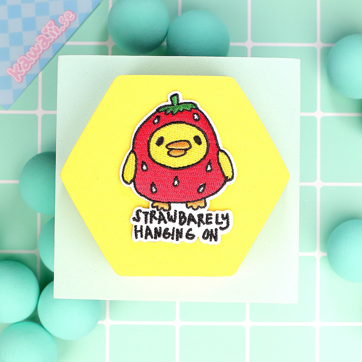 Tygmärke - Strawbarely hanging on