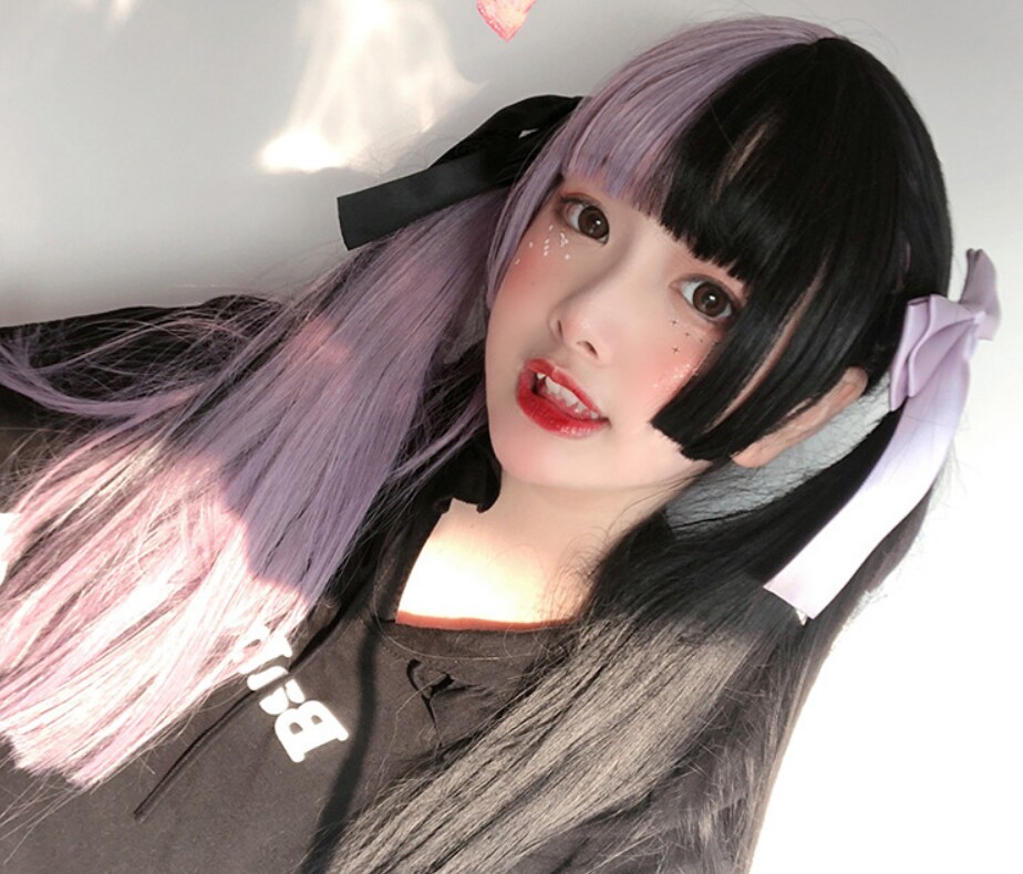 Split-dye svart/lilac rak hime-cut peruk (A66)